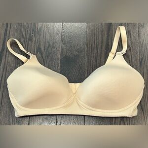 Maternity bra 38D